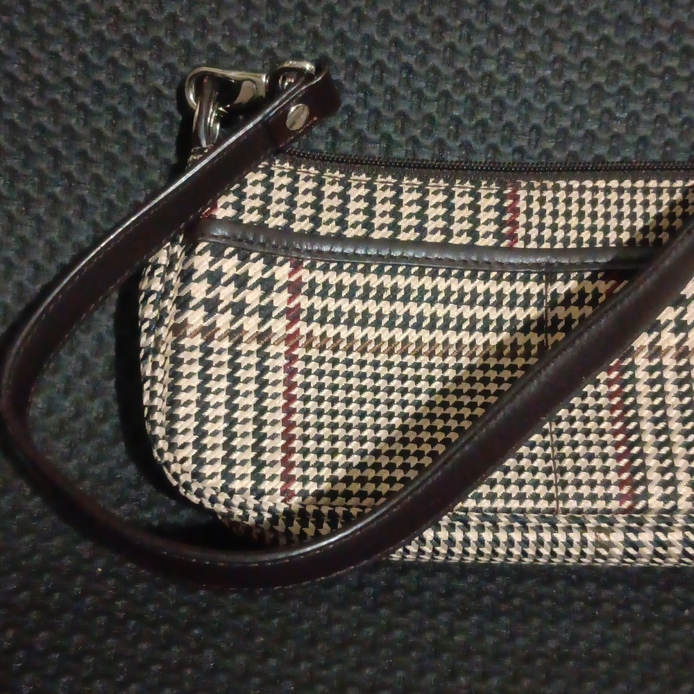 Lauren Ralph Lauren Black & Cream Houndstooth Shoulder Bag with Red Accents - Picture 3 of 6